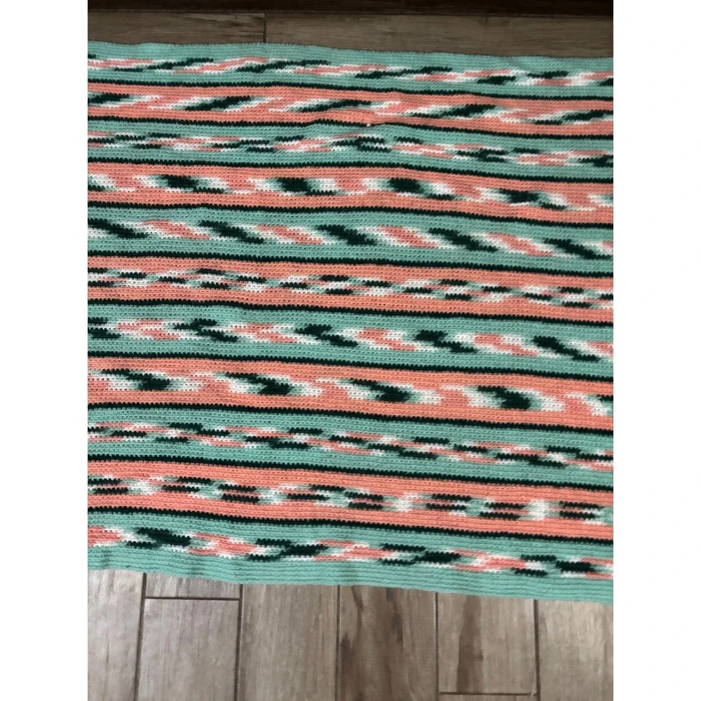 Vintage‎ Handmade Crochet Southwest Style Throw Blanket Afghan 37x72 Fringe